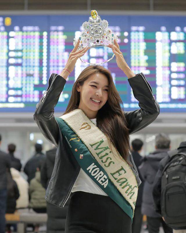 Potret Kepulangan Mina Sue Choi, Pemenang Miss Earth 2022 ke Korea Selatan (Instagram.com/misskorea_official)