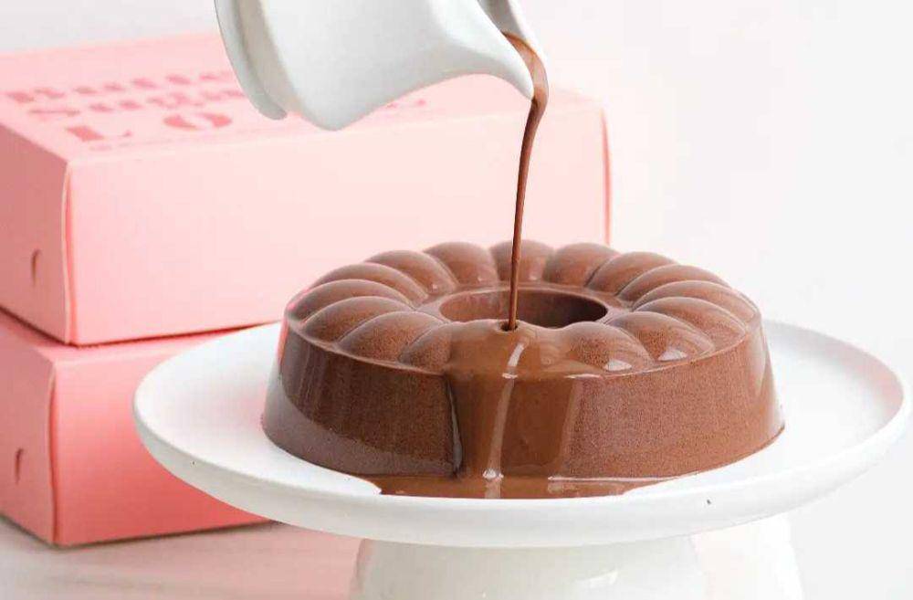 puding roti tawar cokelat (instagram.com/buttersugarcakehouse)