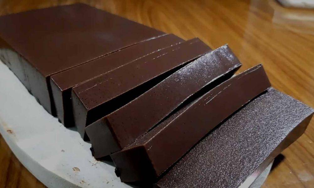 puding roti tawar cokelat (YouTube.com/Dapoer Ayuby)