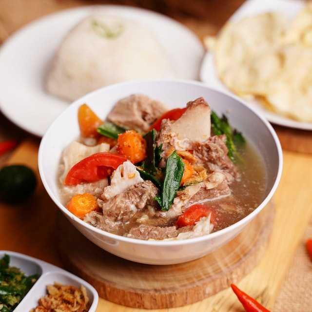 Resep Sup Iga Pedas, Segar Kuahnya Bikin Keringetan