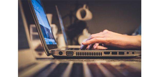 unsplash.com/John Schnobrich