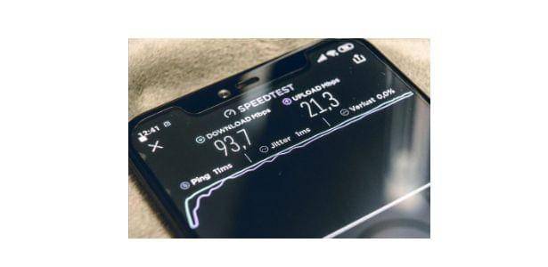 unsplash.com/Mika Baumeister