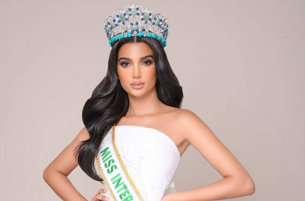 9 Potret Celinee Santos Miss International Republik Dominika 2022