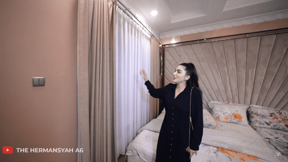 potret kamar Anang dan Ashanty (youtube.com/The Hermansyah A6)