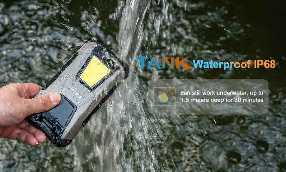ilustrasi Unihertz Tank yang kedap air (unihertz.com)