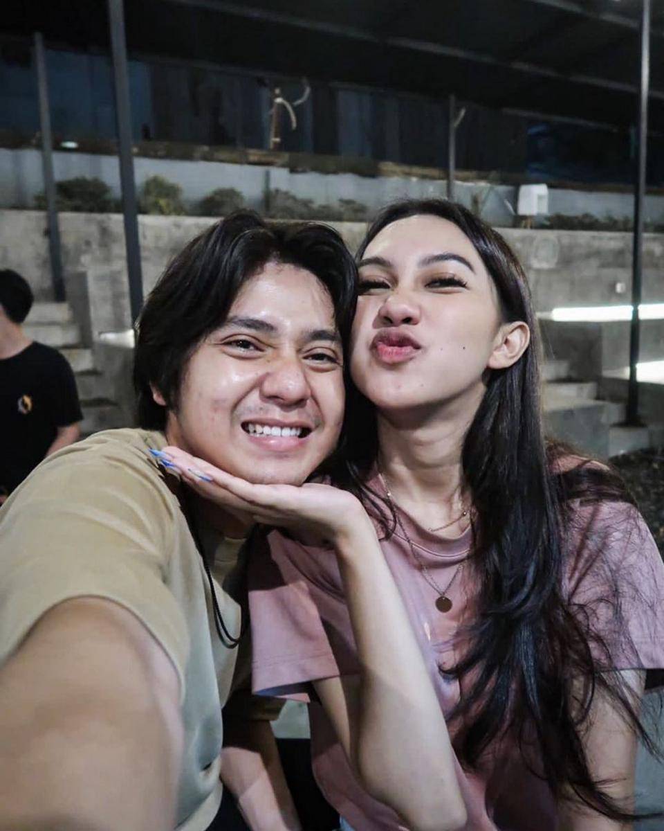 potret Arbani Yasiz dan kekasihnya (instagram.com/arbaniyasiz)