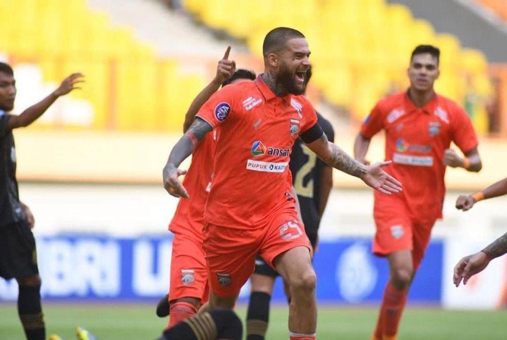 Aksi Tak Terpuji Diego Michiels Tampar Michael Krmencik