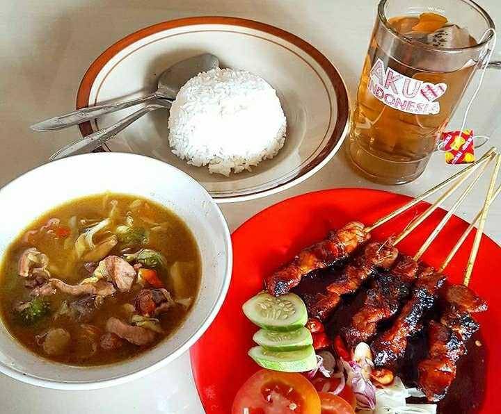Tongseng Sate Pak Agus (instagram.com/kulinerjabodetabek)