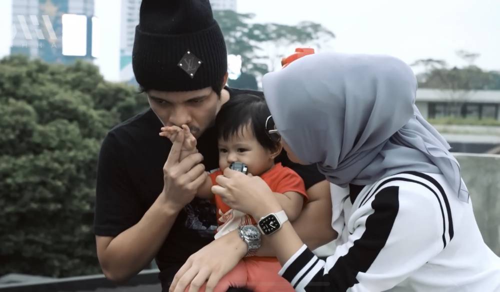 momen Atta dan Aurel cek rumah baru (youtube.com/attahalilintar)
