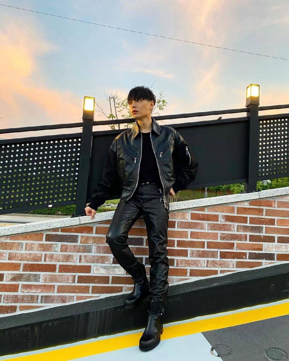 Simon Dominic (instagram.com/longlivesmdc)