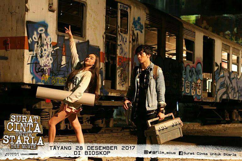 cuplikan penampilan Caitlin Halderman dan Jefri Nichol di Surat Cinta Untuk Starla the Movie (dok. Screenplay Films/Surat Cinta Untuk Starla the Movie)