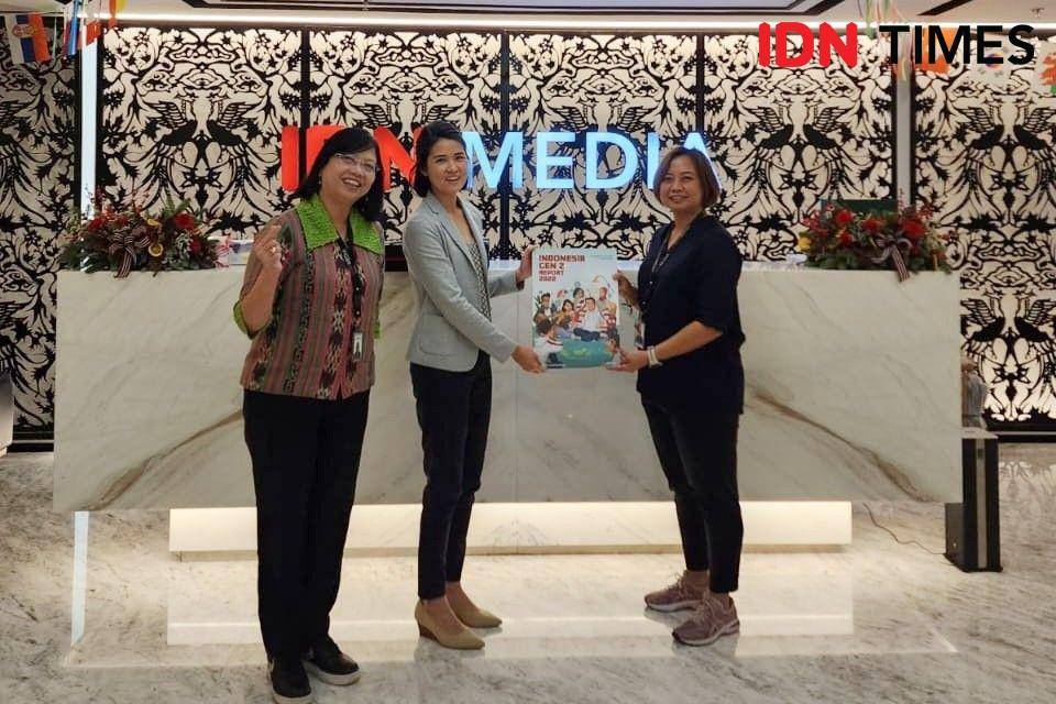 Caroline Riady, CEO Siloam Hospital Group kunjungi kantor IDN Media HQ pada Selasa (6/12/2022). (IDN Times/Aldila Muharma)
