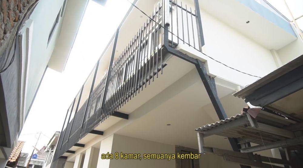 kos-kosan Ria Ricis (YouTube.com/Ricis Official)