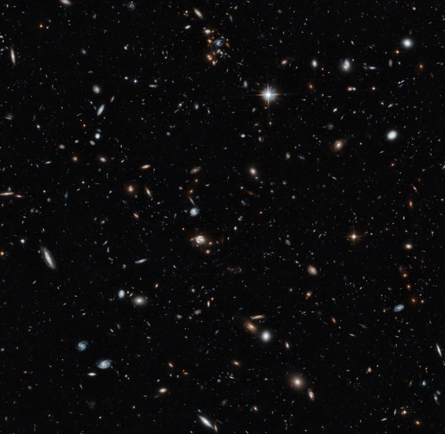 ilustrasi A Cross-Section of the Universe (esahubble.org)