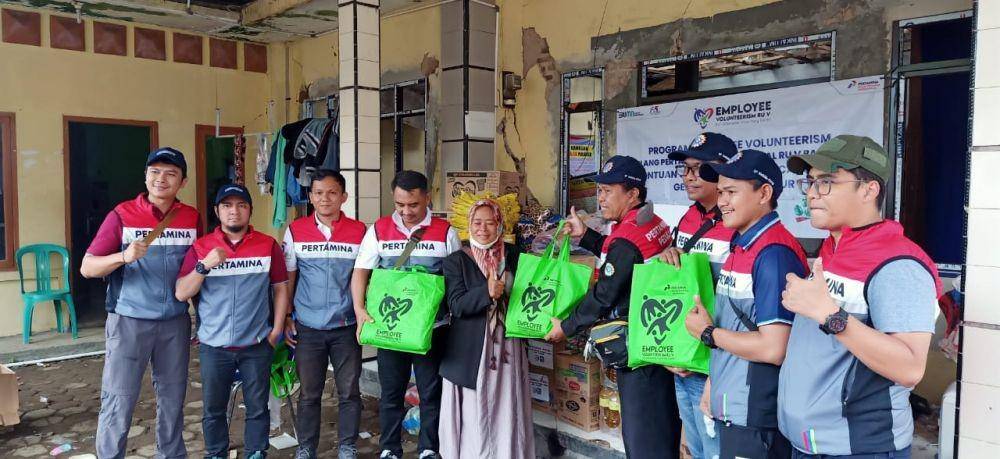 PT Kilang Pertamina Internasional (KPI) Unit Balikpapan  menggalang dana membantu para korban gempa bumi di Kabupaten Cianjur Jawa Barat. Foto Pertamina