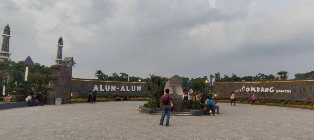 Alun-alun Jombang (instagram.com/alun_alun_kota_jombang)