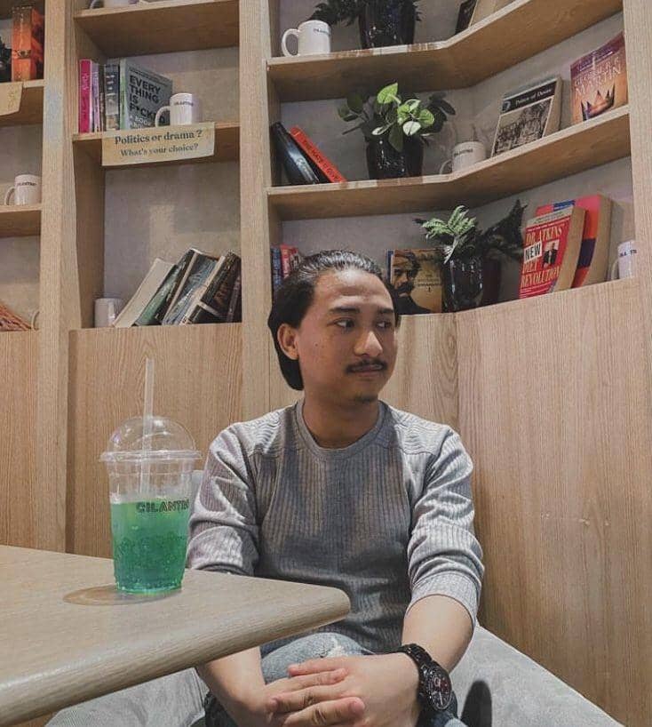 Rakha Stevira (instagram.com/rakhastevhira)