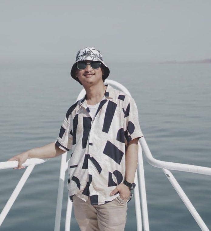 Rakha Stevira (instagram.com/rakhastevhira)