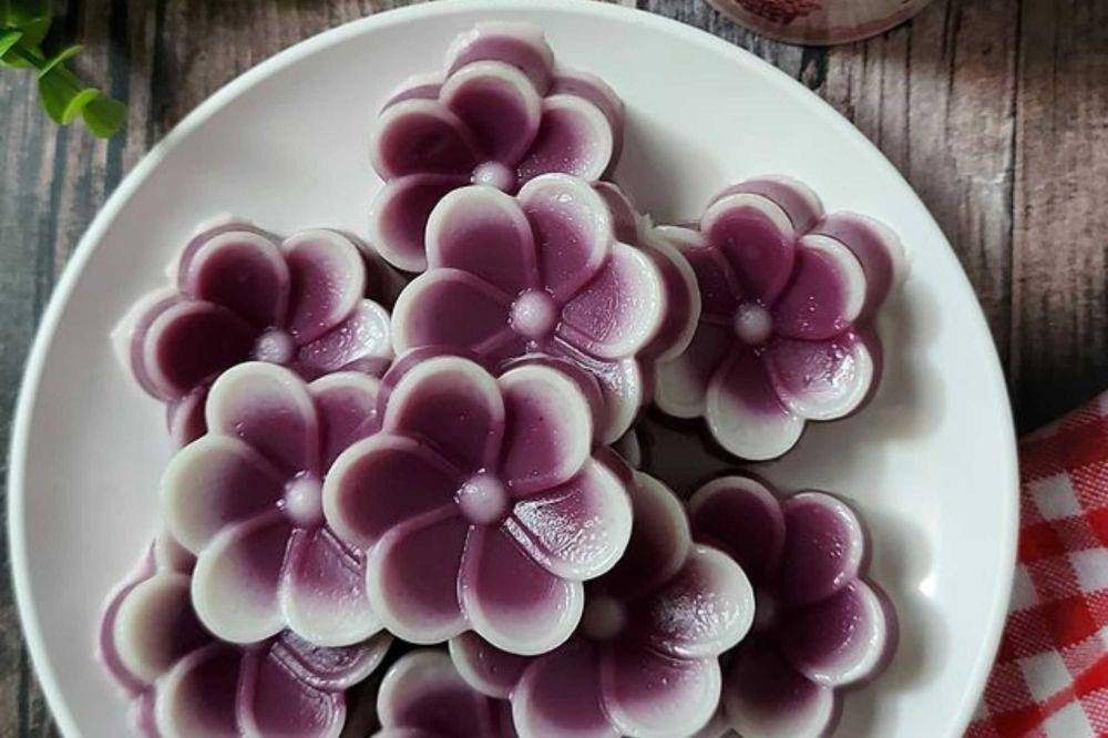 kue talam ubi ungu (instagram.com/renata_widianto)