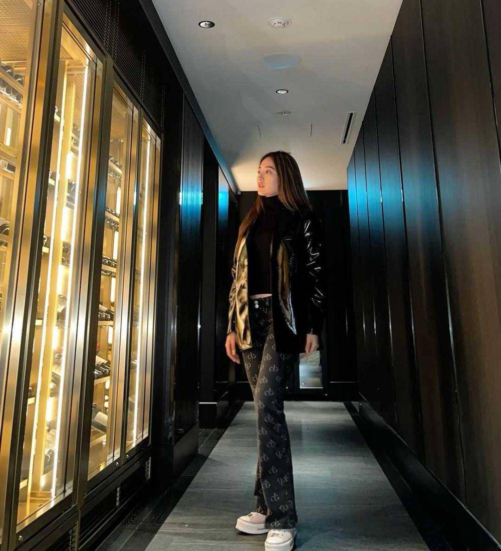 Natasha Wilona di Jepang (instagram.com/natashawilona12)