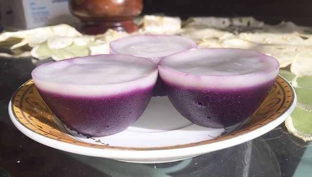 kue talam ubi ungu (instagram.com/henianggrayani)