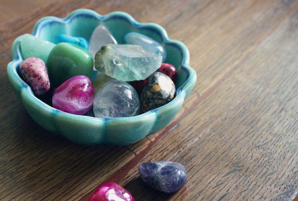 Ilustrasi crystal healing (pixabay)