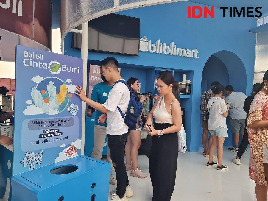 Blibli Sukses Jadi Official e-Commerce Partner Head In The Clouds 2022. (IDN Times/Rendy Septian Anwar)