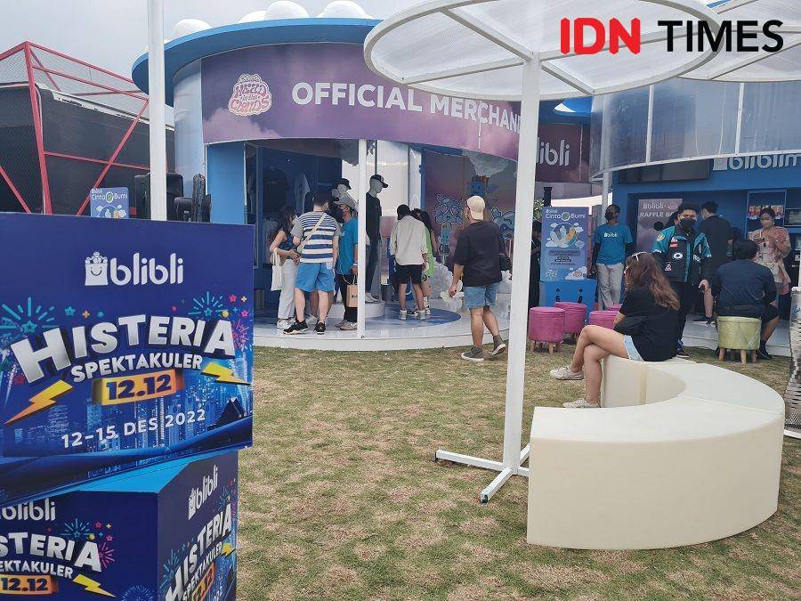 Blibli Sukses Jadi Official e-Commerce Partner Head In The Clouds 2022. (IDN Times/Rendy Septian Anwar)