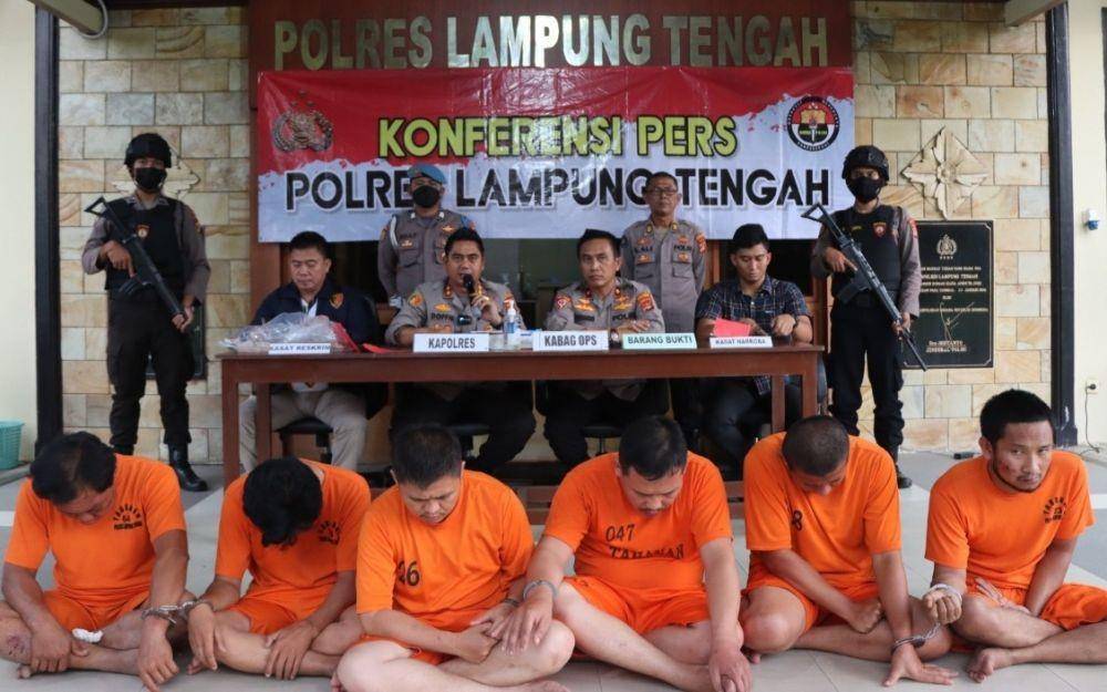 Polres Lampung Tengah meringkus empat terduga pelaku penghadangan dan penyerangan aparat, (Dok. Polres Lampung Tengah).