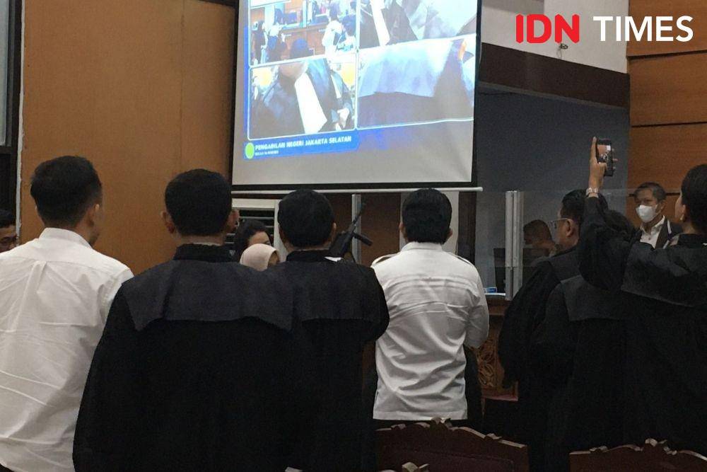 Ferdy Sambo menjalani pemeriksaan lie detector saat sidang di PN Jaksel pada Rabu (7/12/2022). (IDN Times/Irfan Fathurohman)