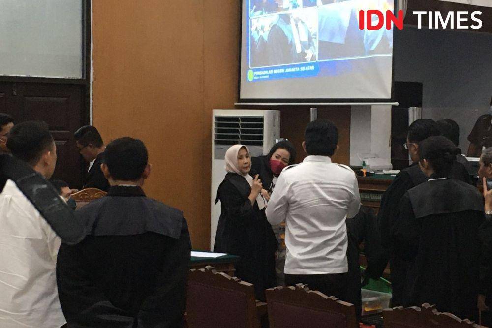 Ferdy Sambo menjalani pemeriksaan lie detector saat sidang di PN Jaksel pada Rabu (7/12/2022). (IDN Times/Irfan Fathurohman)