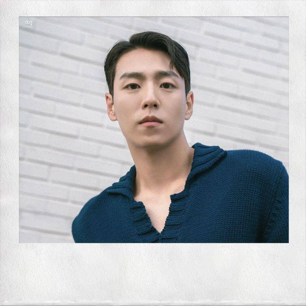 Lee Hyun Woo (instagram.com/awesome_ent_official)