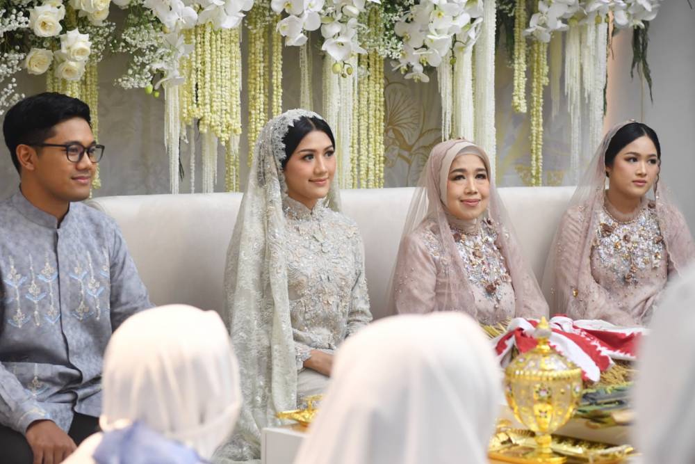 potret keluarga di pengajian Erina (Dok. Tim Media Pernikahan Kaesang-Erina/Rusman)