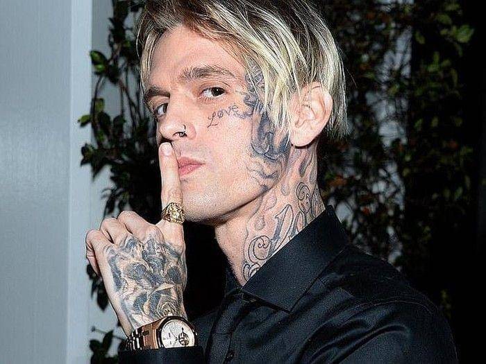 instagram.com/aaroncarter