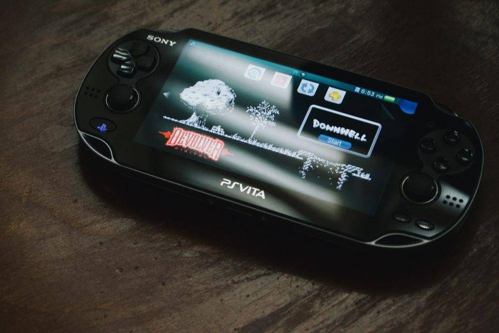 ilustrasi PS Vita (Unsplash/Aleks Dorohovich)