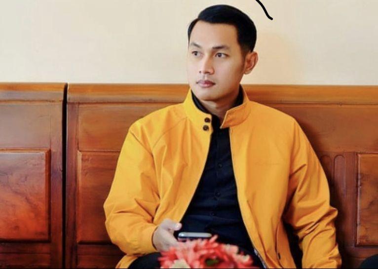 Profil Aditya Halindra, Bupati yang Dekat dengan Happy Asmara