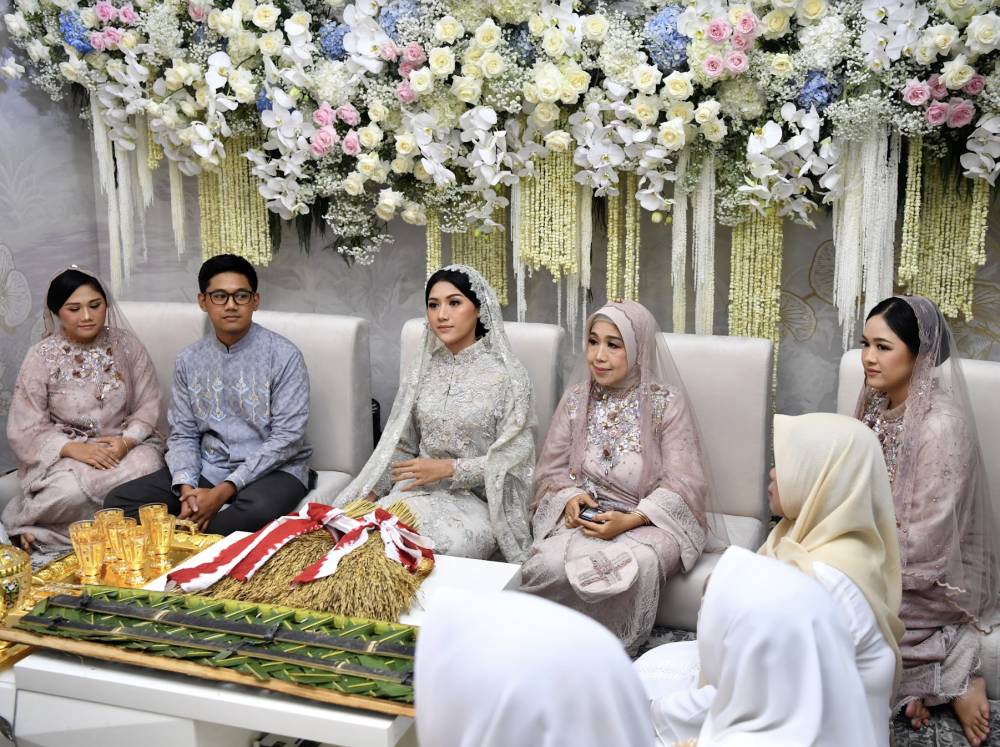 potret keluarga di pengajian Erina (Dok. Tim Media Pernikahan Kaesang-Erina/Rusman)