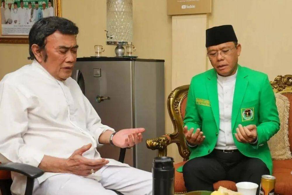 Plt Ketua Umum PPP, Mardiono ketika menemui Rhoma Irama di markasnya pada 5 Desember 2022. (www.instagram.com/@dpp.ppp)