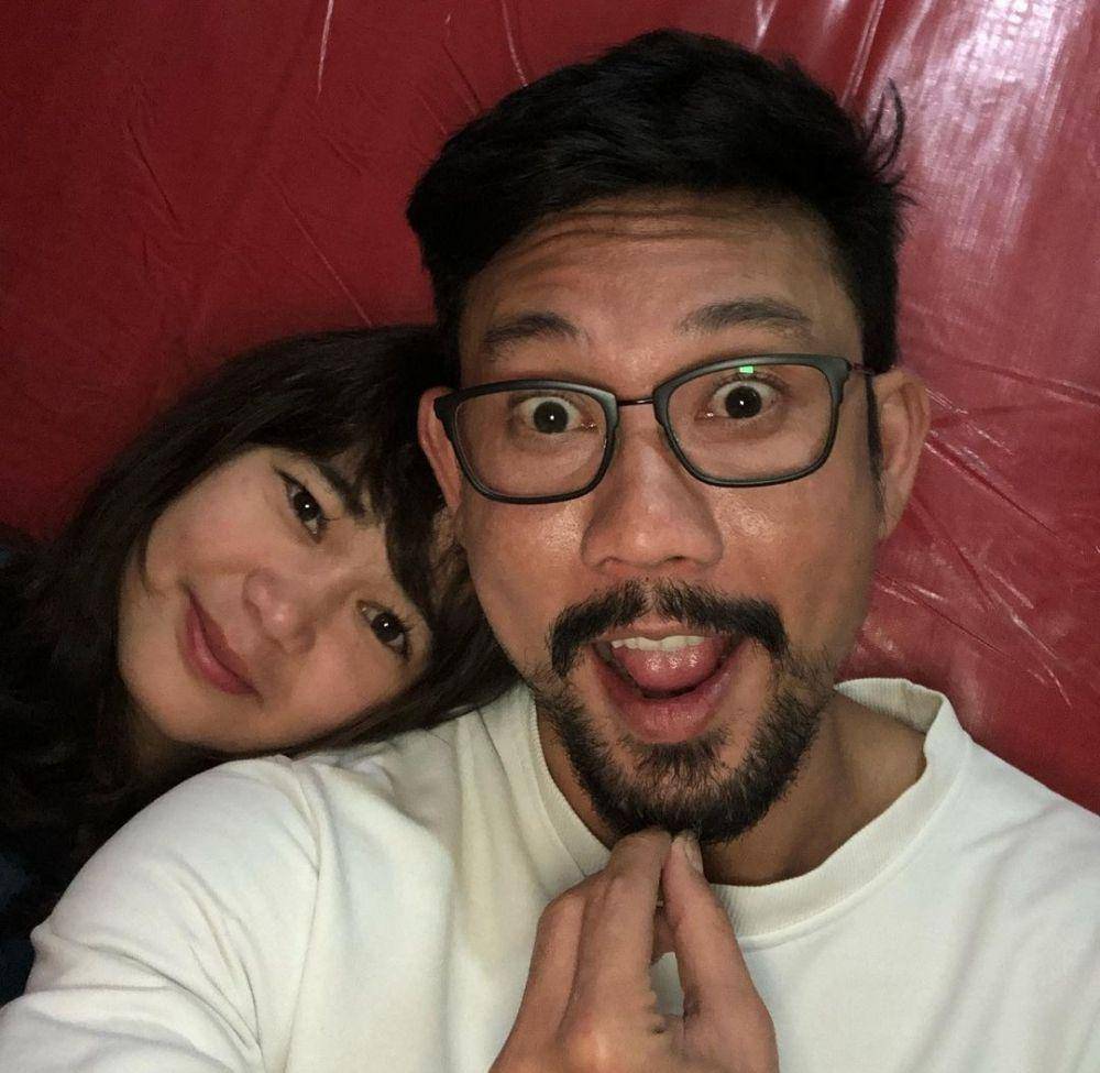 Denny Sumargo bersama istri (instagram.com/oliviasumargo)