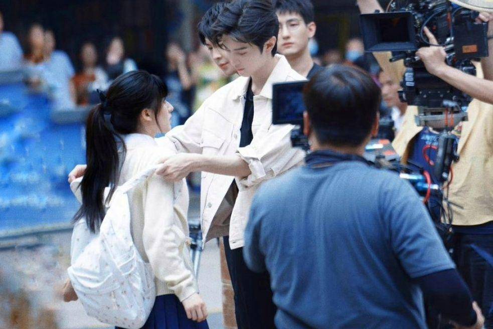 cuplikan penampilan Chen Zheyuan dan Zhao Lusi di drama Hidden Love (dok. Youku/Hidden Love)