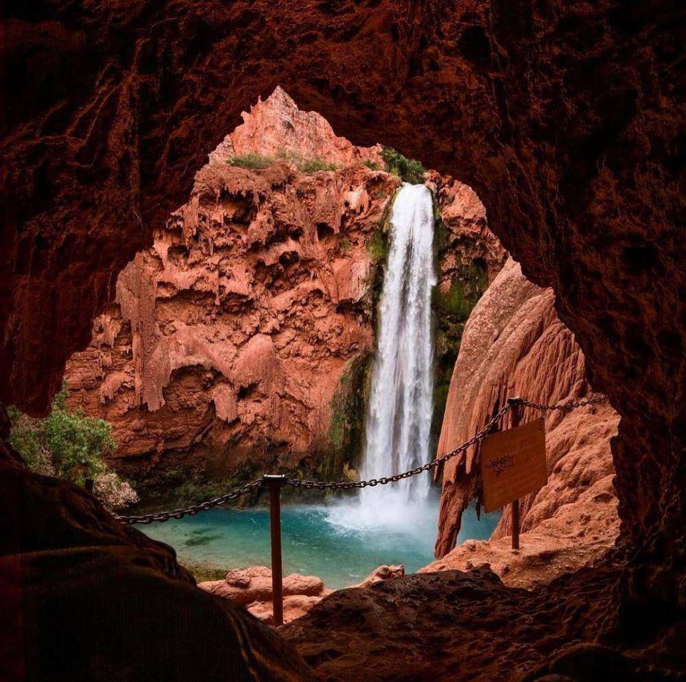 Air terjun Havasu (instagram.com/viewsofthemagic)