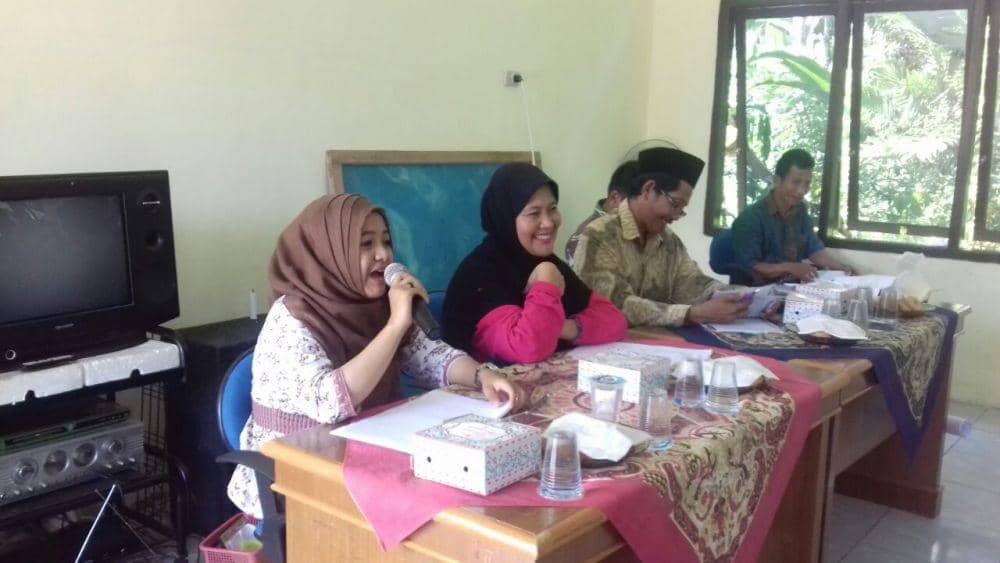 Melibatkan perempuan dalam pertemuan PAMSIMAS (Dok. PUPR)