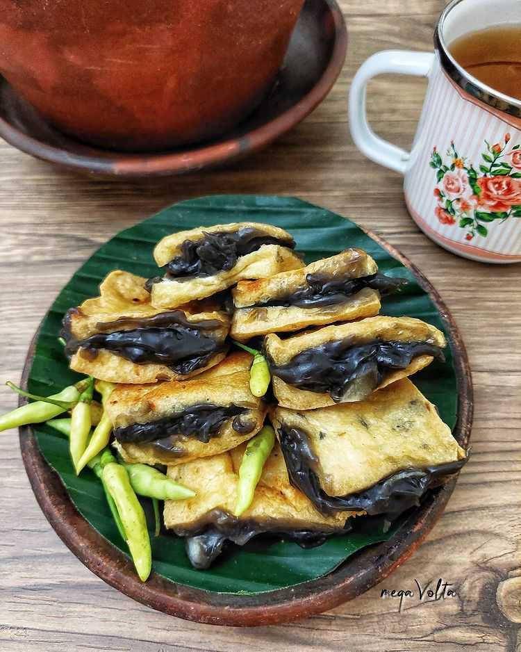 tahu petis (instagram.com/megavolta4)