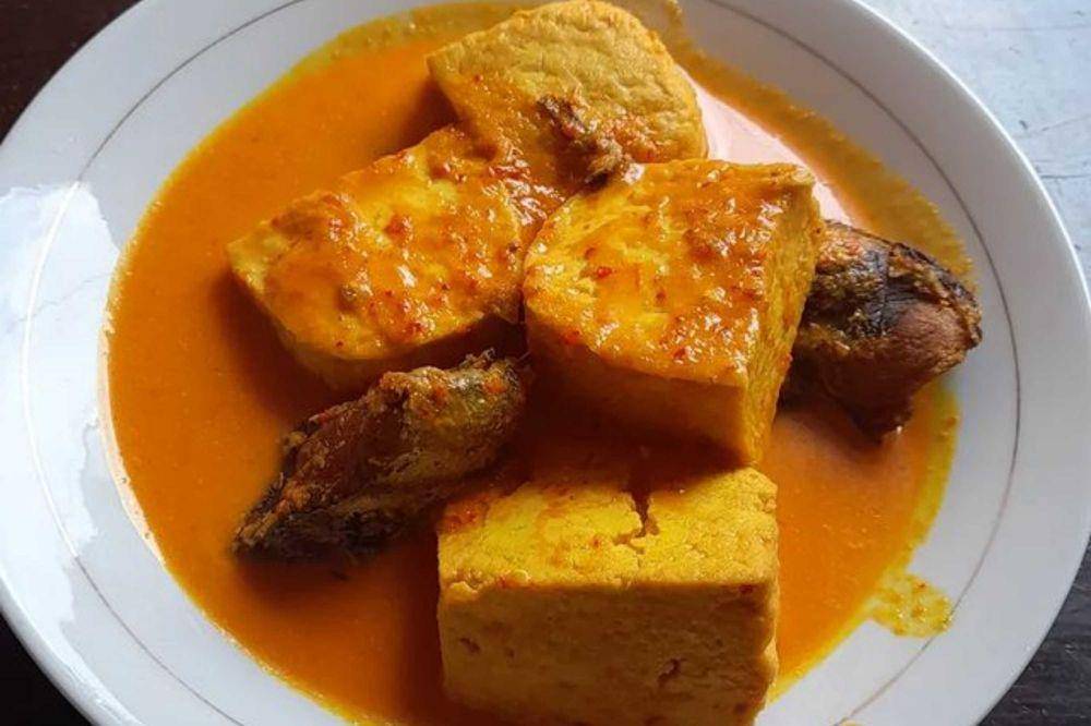 gulai tongkol tahu (instagram.com/mommy_charissa)