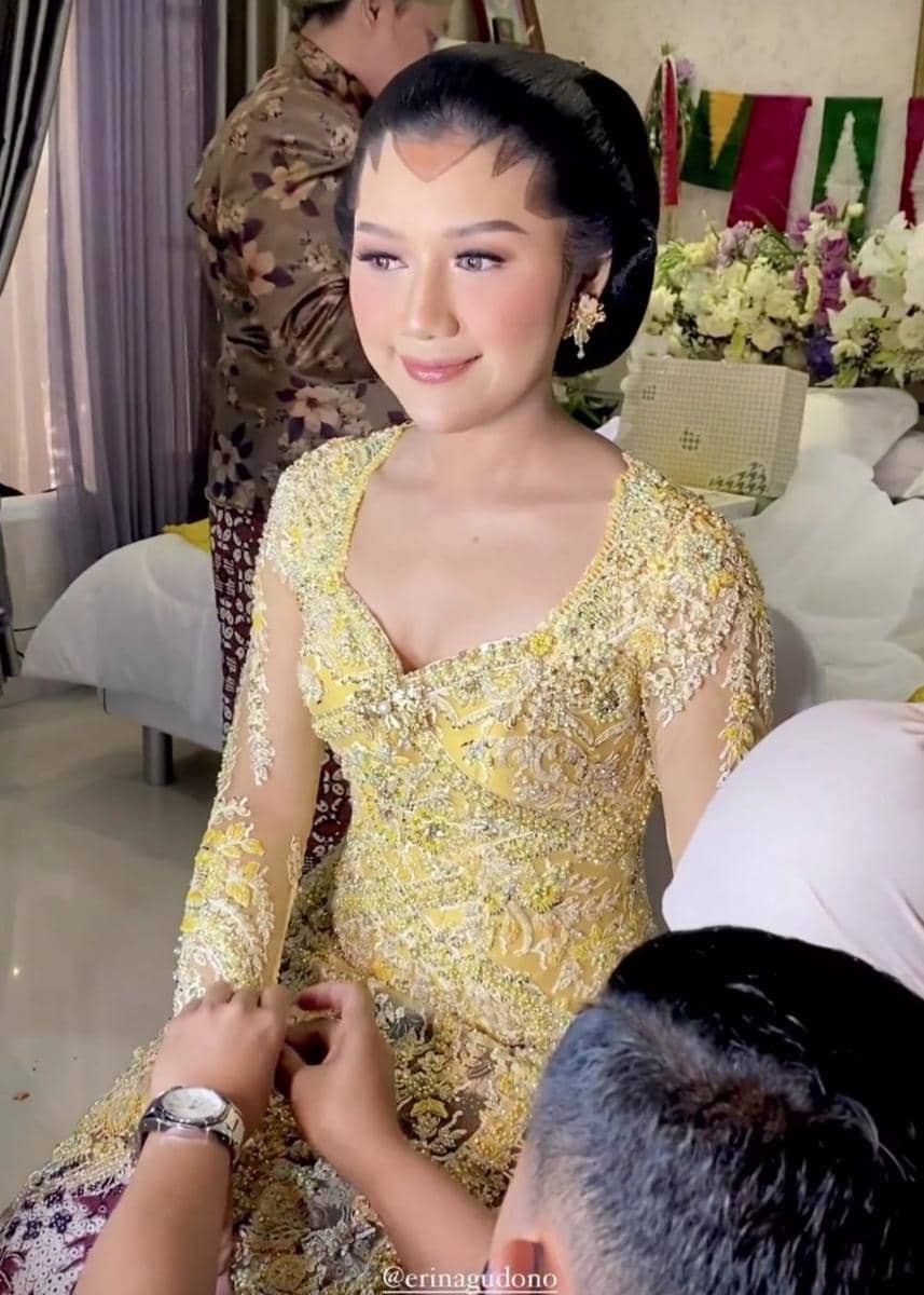 Busana dan makeup Midodareni Erina Gudono (instagram.com/hennajogja)