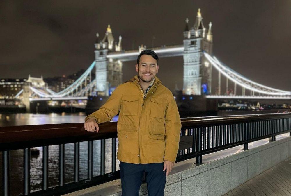 10 Potret Seru Arifin Putra Jalan-Jalan Keliling Dunia, Healing Dulu