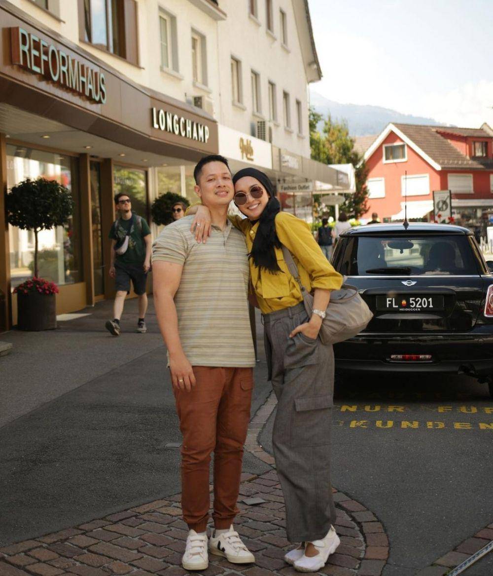 potret liburan keluarga Kevin Liliana (instagram.com/kevinlln)