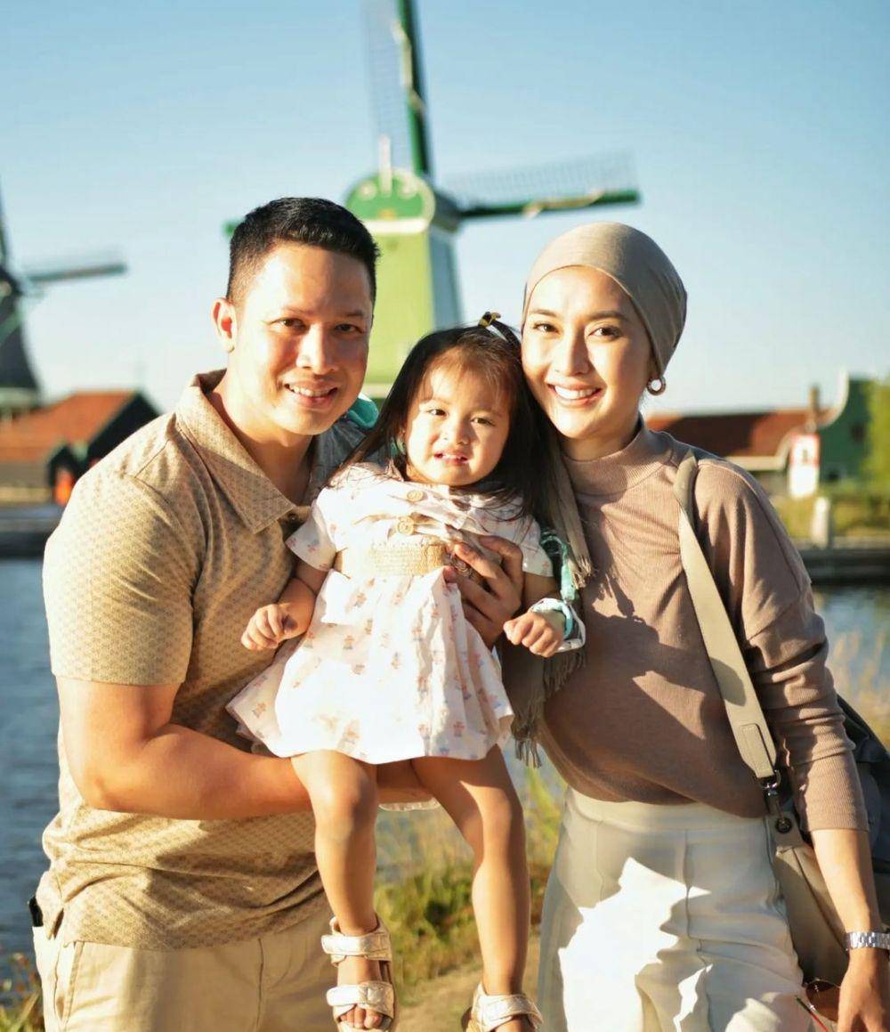 potret liburan keluarga Kevin Liliana (instagram.com/kevinlln)