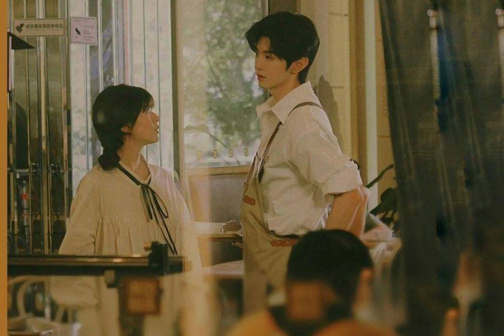 cuplikan penampilan Chen Zheyuan dan Zhao Lusi di drama Hidden Love (dok. Youku/Hidden Love)