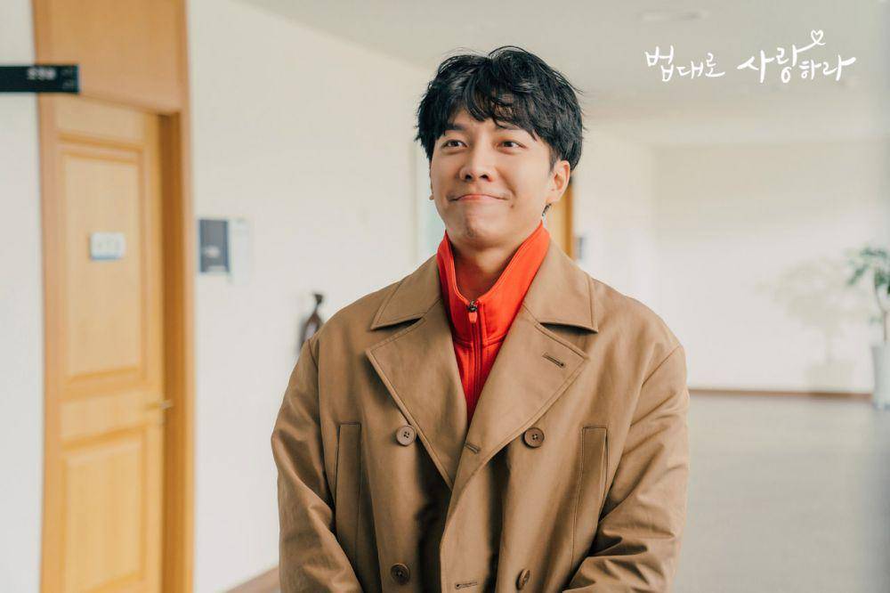Lee Seung Gi di The Law Cafe (dok. KBS2/The Law Cafe)